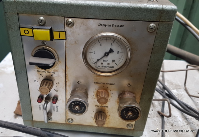 Teplorazící lis GPS-­8-­EP (Teplorazici lis Giulianelli GPS-8-EP - Giulianelli - GPS-8-EP - Hot embossing machine (6).jpg)